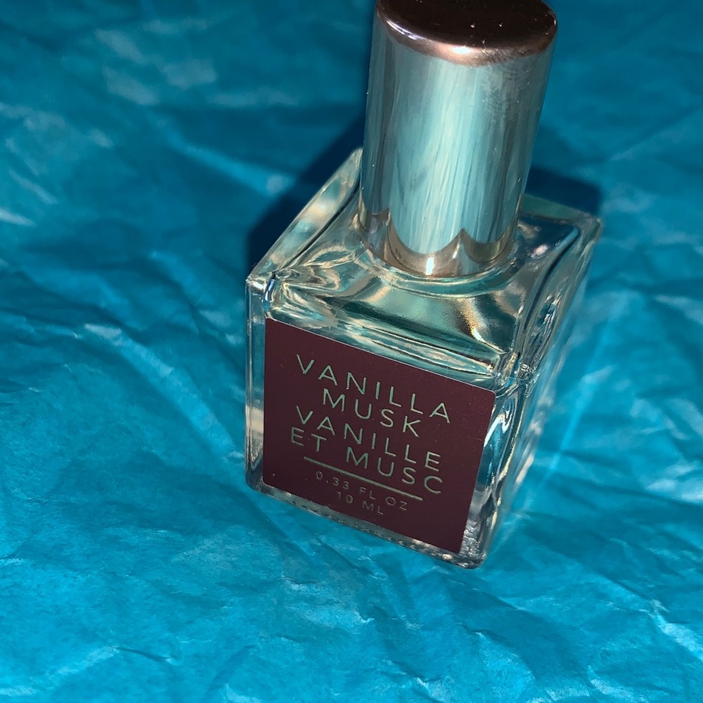 Sand + Fog Vanilla Musk Perfume oil rollerball